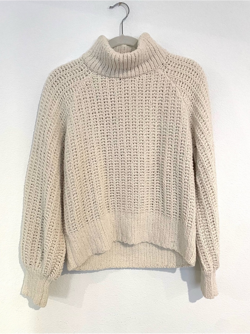 Abercrombie & Fitch Cream Turtleneck Chunky Knit Sweater